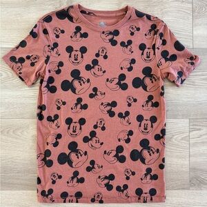 Mickey heads Disney parks tee (found in the men’s section) • size small
